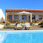 팜스테이 Quinta Alfambras *