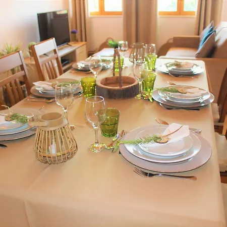 Quinta Alfambras * Алжезур