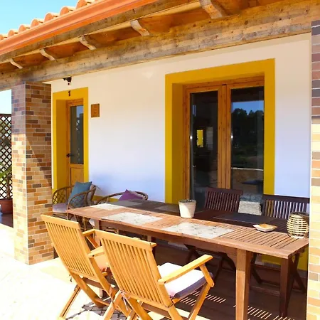 Quinta Alfambras Фермерский дом