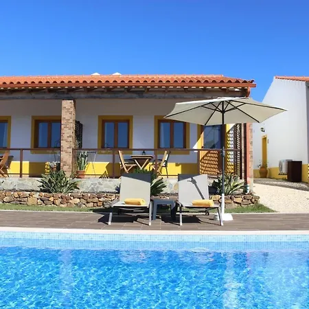 Quinta Alfambras Farm stay *