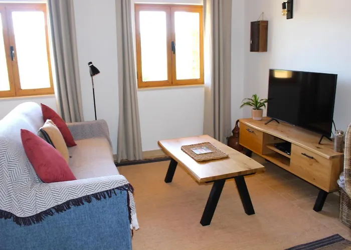 Quinta Alfambras ファームステイ アルジェズール